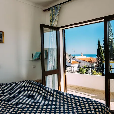 Fawlty Towers Villa Praia Da Luz